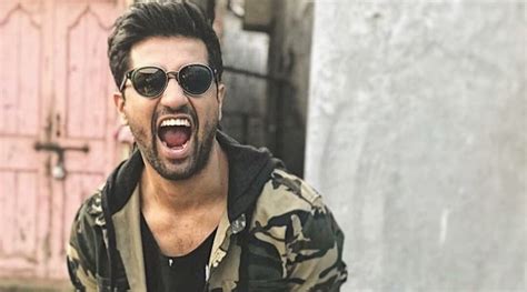 Vicky Kaushal Verraadt Bollywood Met Een Verrassende Musical Act!